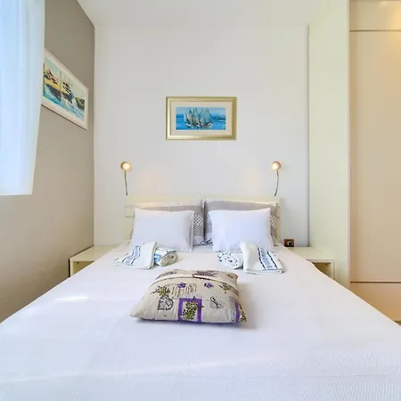 Apartment Vesna *