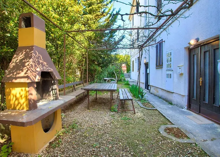 Daire Vesna Krk Town